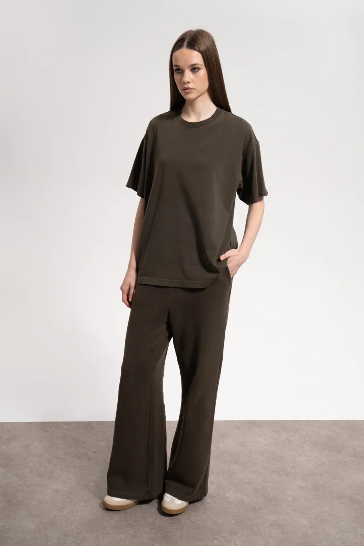 Kadın Oversized Washed Basic T-Shirt - Kahverengi - REST 147