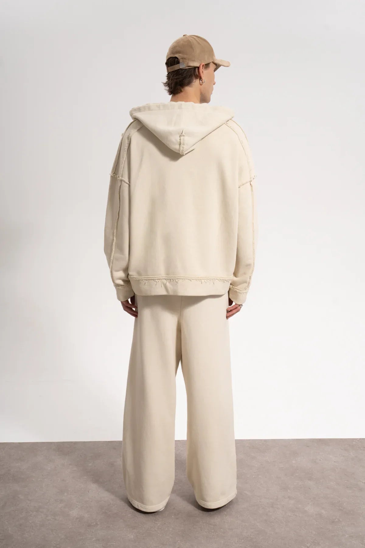 Erkek Oversized Washed Raw Seam Zip Hoodie - Bej - REST 147