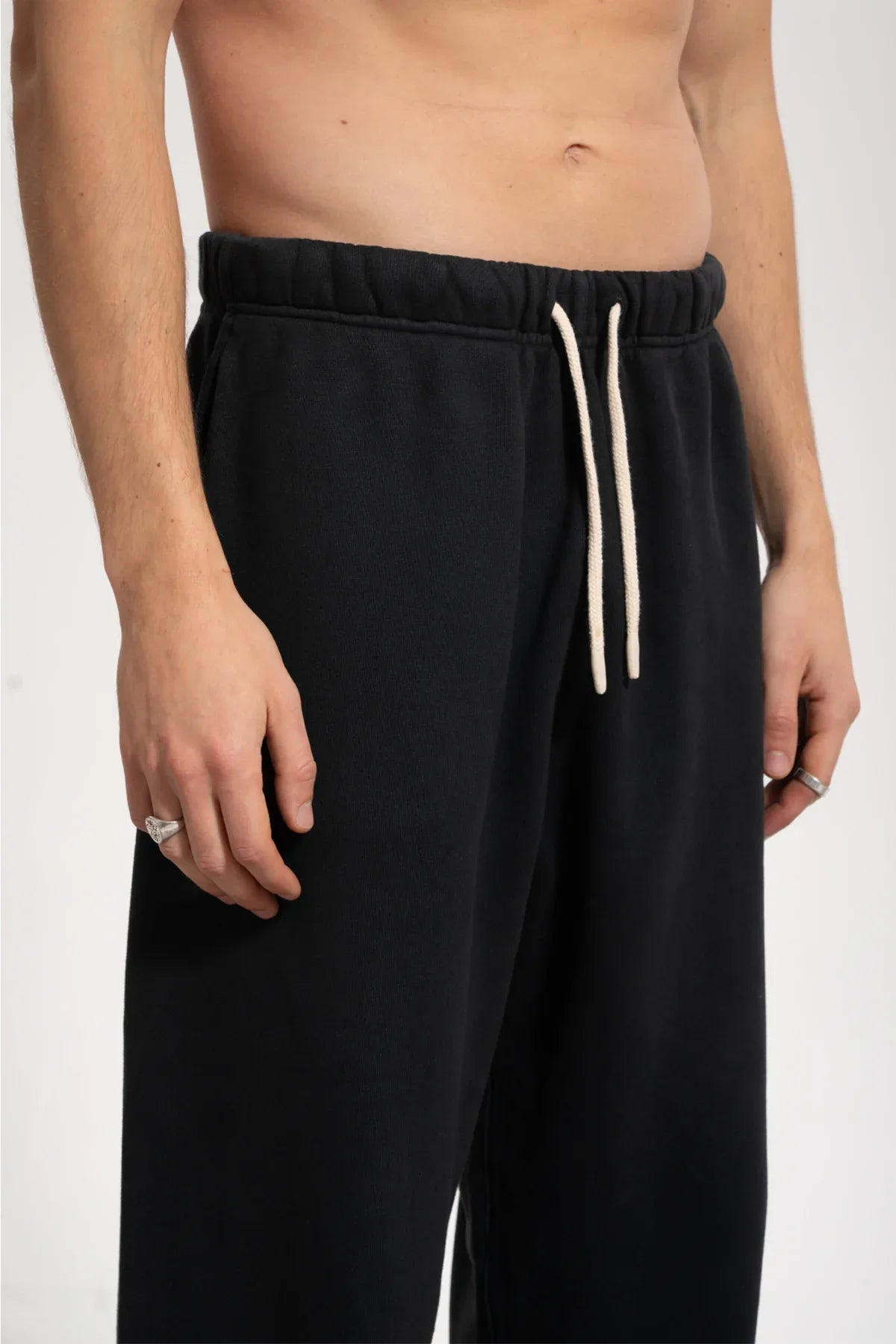 Erkek Relaxed Fit Washed Sweatpants - Siyah - REST 147