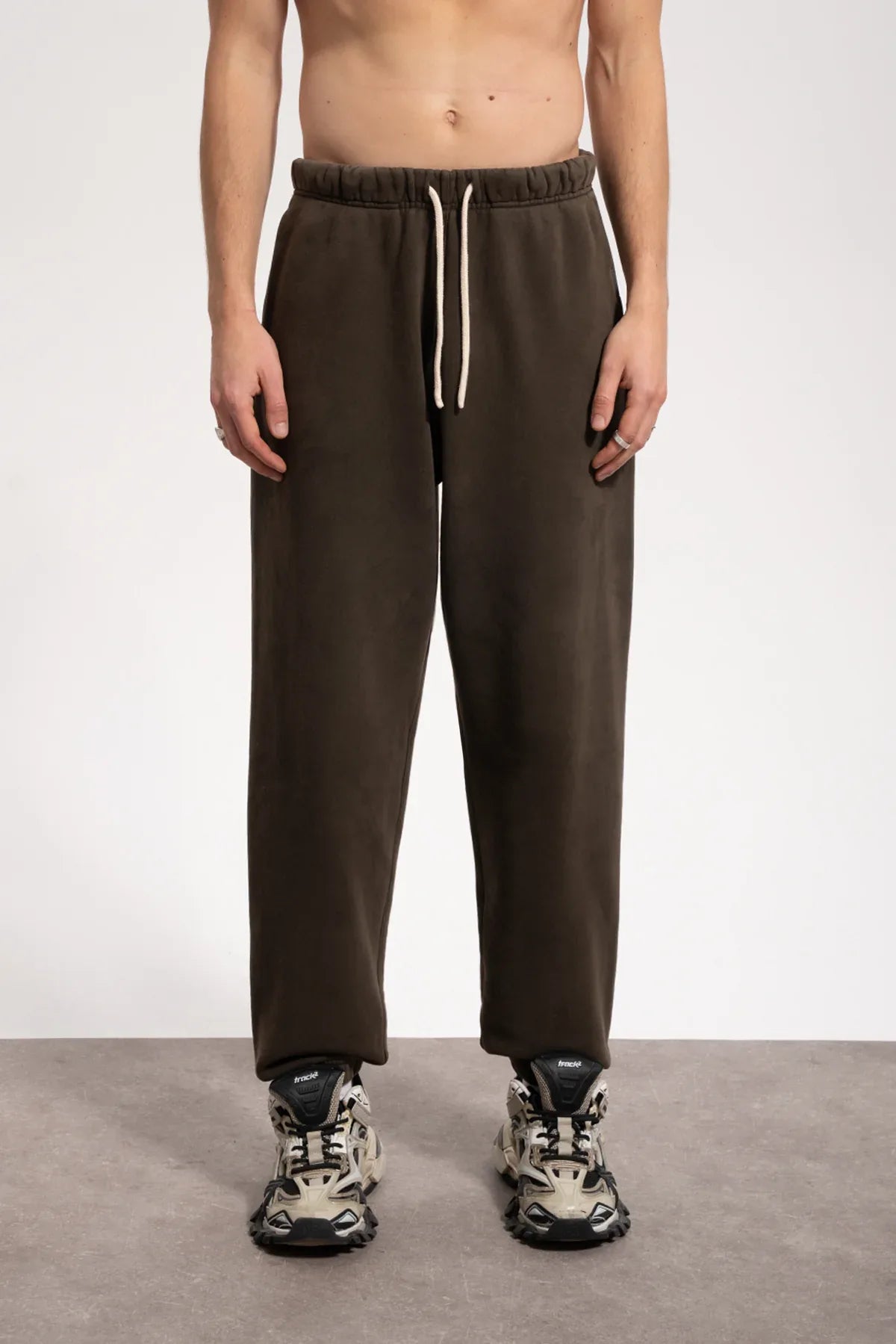 Erkek Relaxed Fit Washed Sweatpants - Kahverengi - REST 147